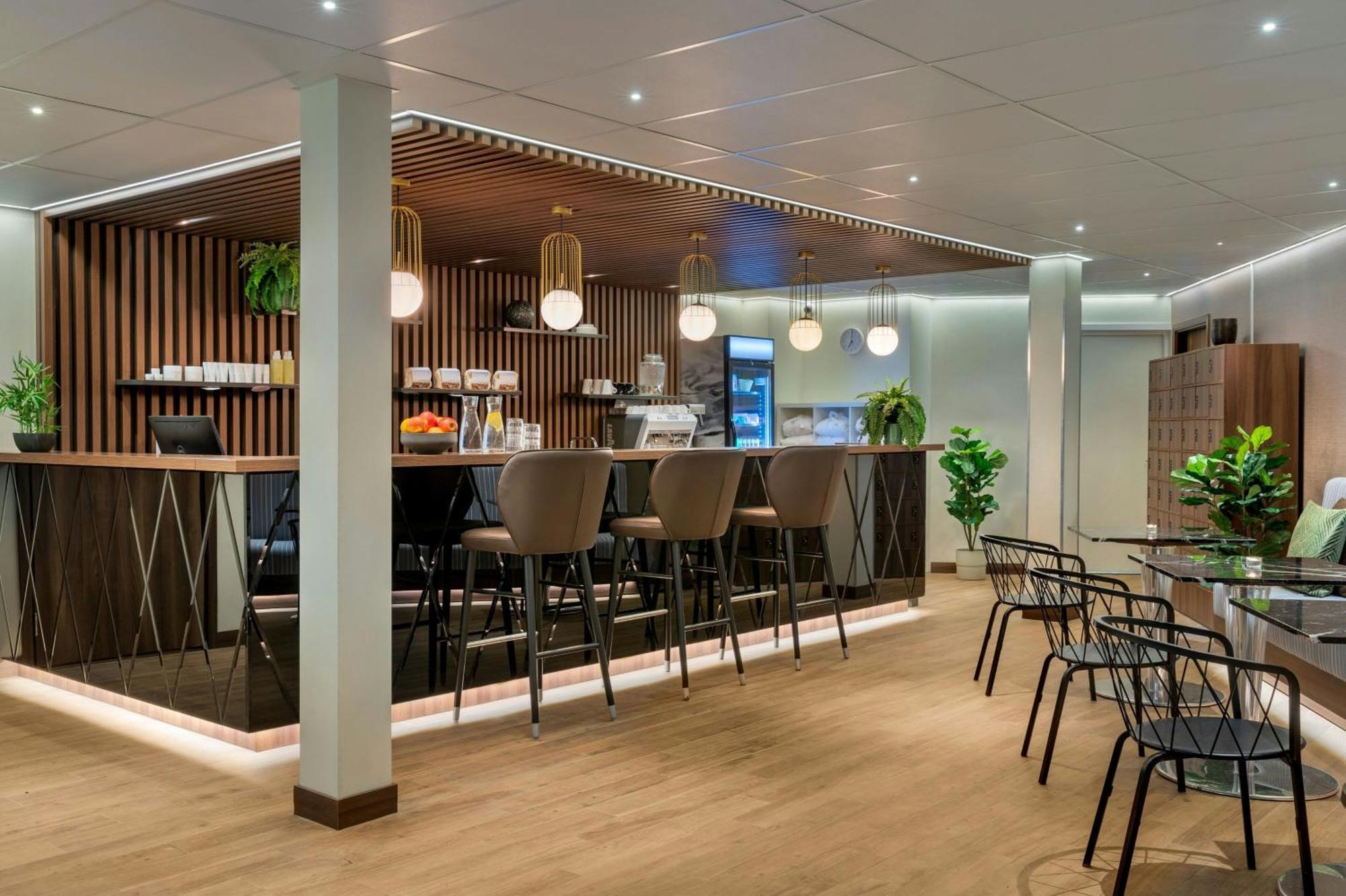 Ac Hotel By Marriott Stockholm Ulriksdal Solna Exterior foto